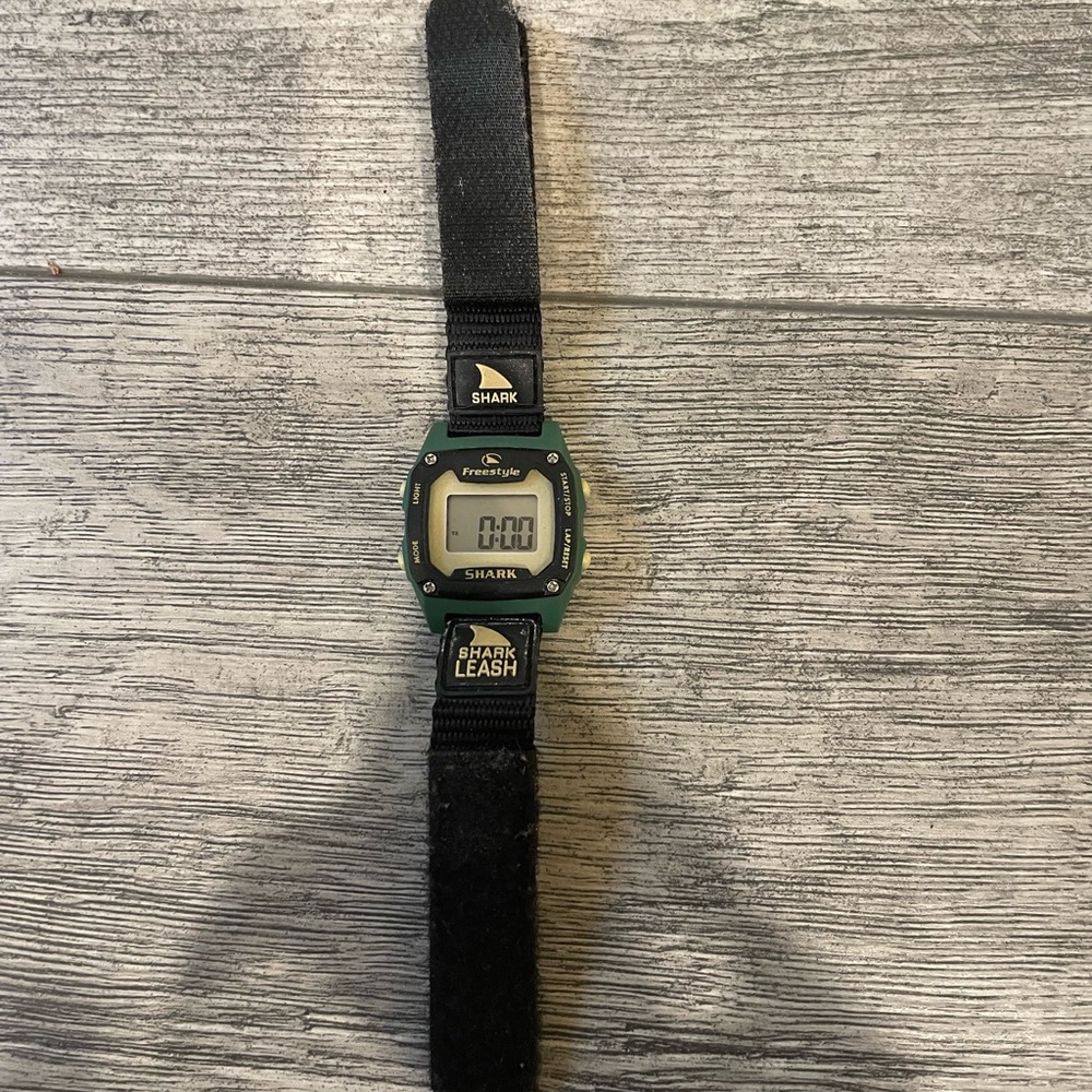Shark freestyle watch